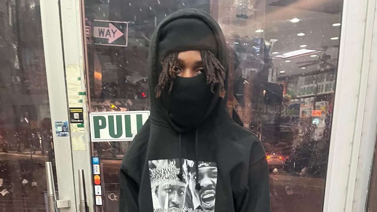 130 World Hoodie Outfits for Men in 2026 A Complete Guide